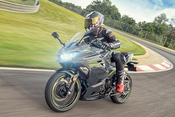 Kawasaki Motorcycles in Cedar Creek Motorsports